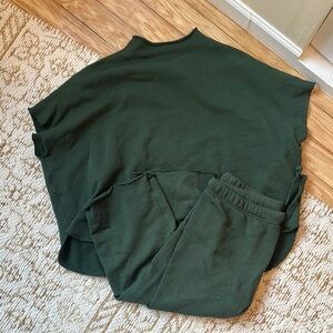 Frank & Eileen Dark Green Lounge Set